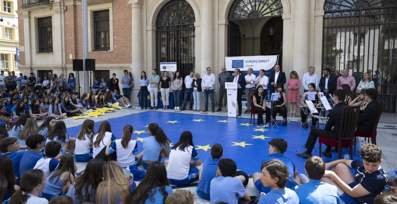 José Martí reivindica una Europa cosmpolita com a instrument de pau i desenvolupament enfront dels nacionalismes excloents