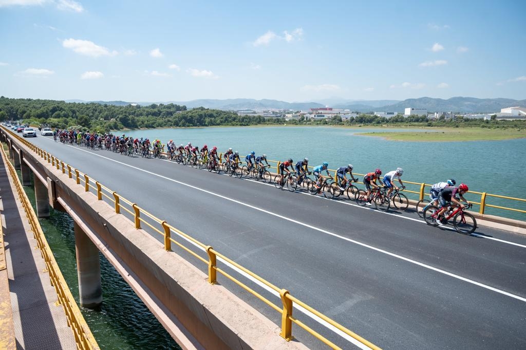 Marta Barrachina aposta per potenciar la província com a escenari esportiu amb el GP Castelló – Ruta de la Ceràmica, epicentre del ciclisme mundial el pròxim 21 de gener