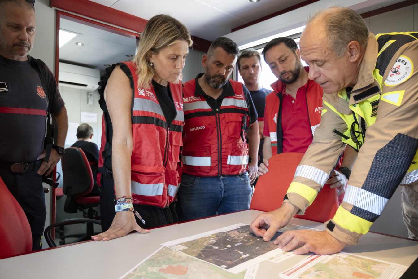 Marta Barrachina anuncia l'estabilització de l'incendi forestal de Benicàssim i agraïx l'esforç i la professionalitat de tots els agents desplegats