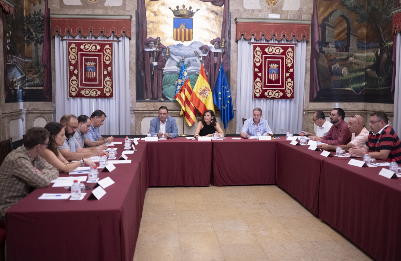 La Diputación de Castellón refuerza la escucha activa con los ganaderos de la provincia para reavivar y proteger un sector esencial para el mundo rural de la provincia