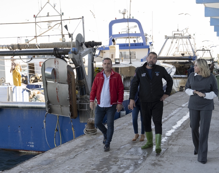 La Diputació de Castelló posa en valor la supressió de les taxes portuàries per a alleujar la càrrega dels pescadors i fomentar la continuïtat d'esta activitat
